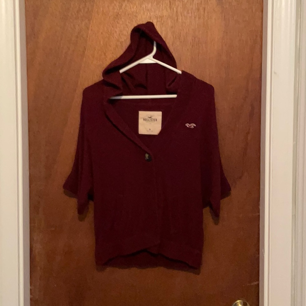 Hollister sweater/hoodie with short sleeves.  Love it but don’t wear it anymore